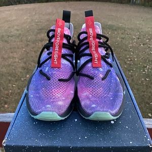 Sia collective size 9 galaxy vnds